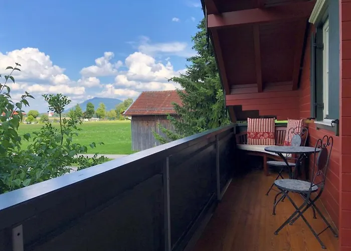 Rotes Haus In Klassik Appartamento Füssen